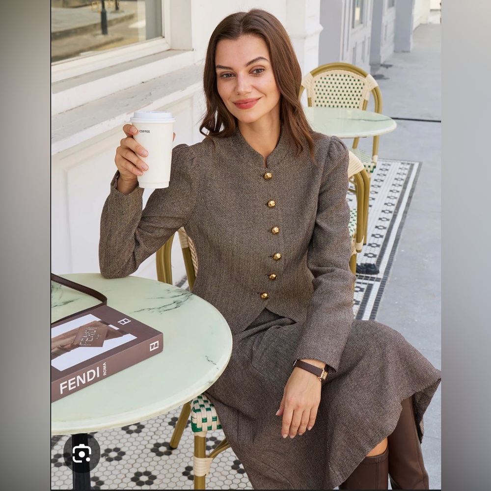 RIHOAS Brown Tweed Suit with Gold Buttons - Picture 14 of 16